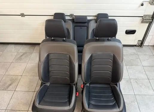 Volkswagen Amarok II Seat set 