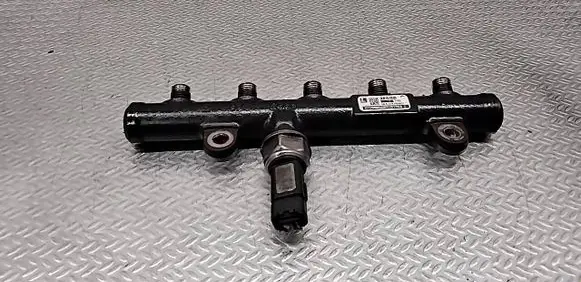 Citroen C4 I Picasso Fuel main line pipe 9681649580 2717608292