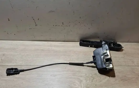Renault Laguna II Front door lock 000662Z98 CVV222