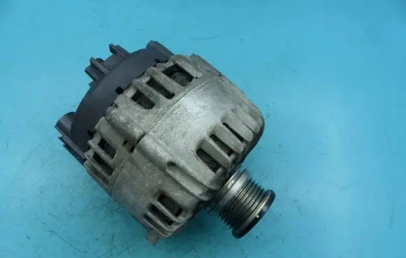 Volkswagen PASSAT B8 Generator/alternator TG14C020 IMPRK1154046
