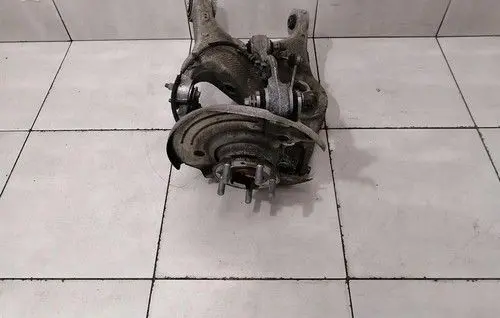 Jaguar I-Pace Rear wheel hub T4K4812
