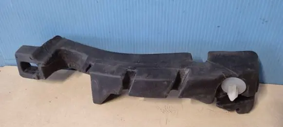 Audi e-tron Front bumper foam support bar 4KE807912A