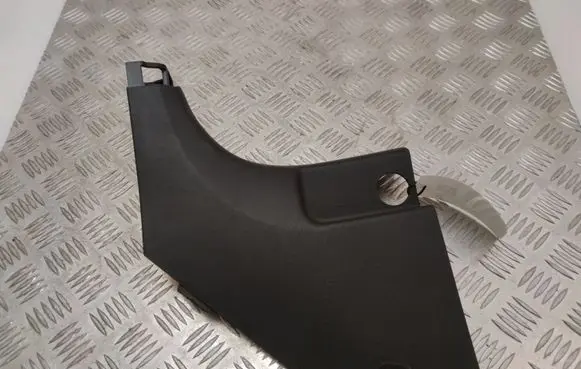 KIA Sportage Foot area side trim 85825F1000