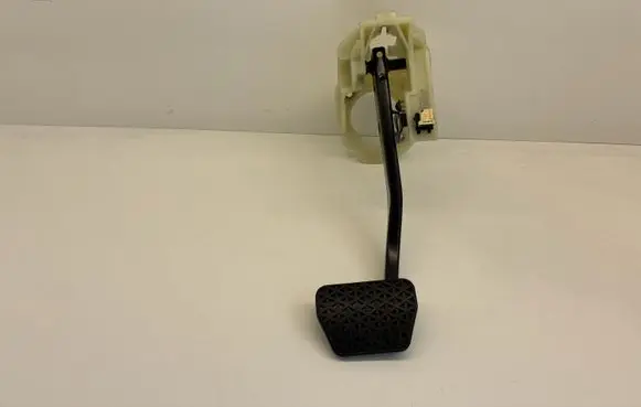 BMW 3 F30 F35 F31 Brake pedal 6860648