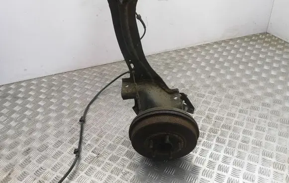 Ford Focus Rear wheel hub