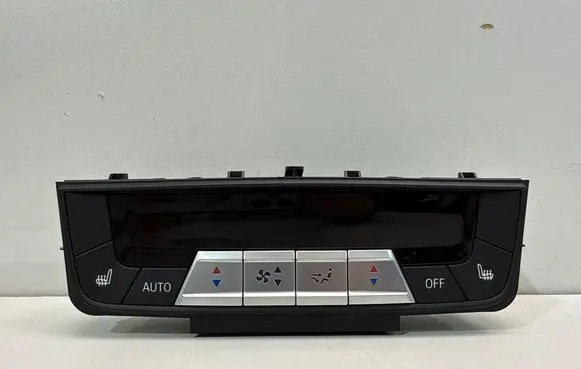 BMW X7 G07 Climate control/heater control trim 9462517