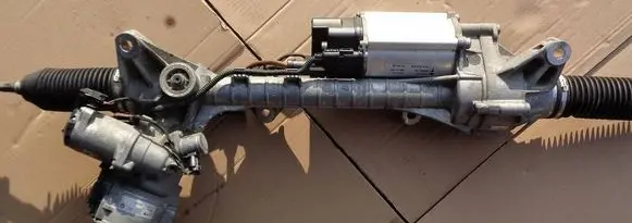 BMW 5 F10 F11 Steering rack 6869222