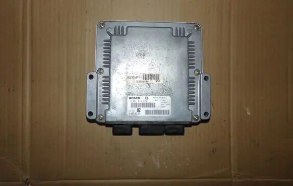 Citroen C5 Engine control unit/module 0281010775