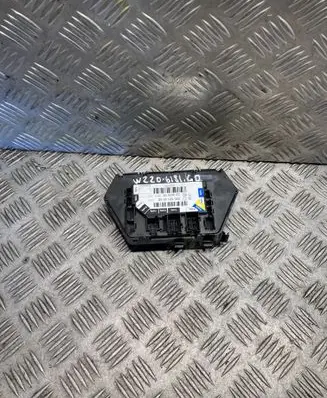 Mercedes-Benz S W220 Door control unit/module 2208215058 A2208215058
