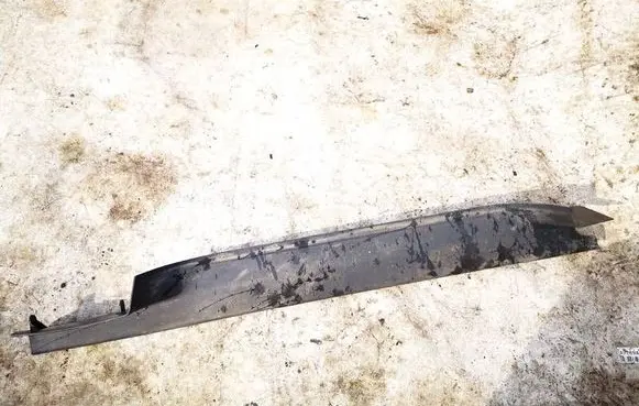 Opel Zafira B Rear sill trim cover 13129337 322225228