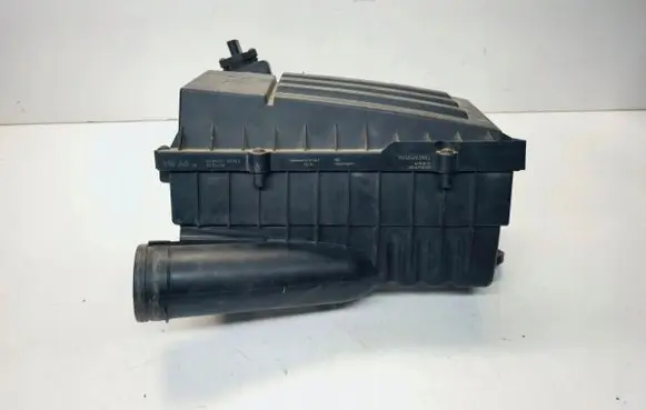 Audi A3 S3 8P Air filter box cover 1K0129607POK