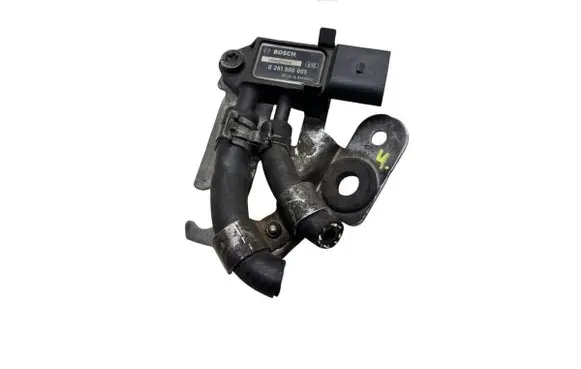 Audi A6 S6 C6 4F Exhaust gas pressure sensor 0281006005 3C0131552B
