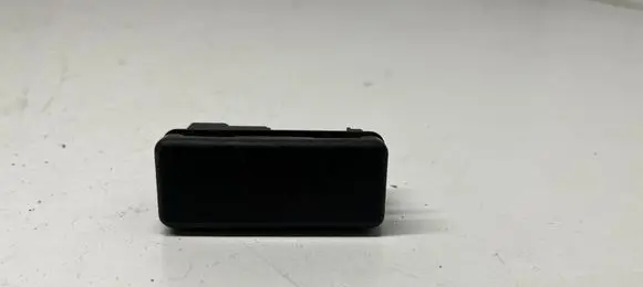 Hazard light switch