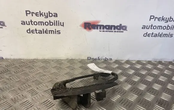 Front door exterior handle/bracket