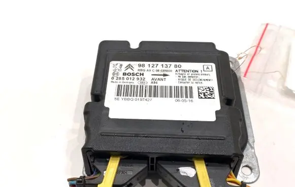 Peugeot 2008 I Airbag deployment crash/impact sensor 9812713780