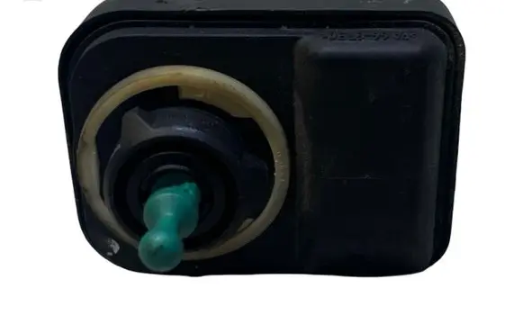 Volvo XC90 Headlight level adjustment motor 