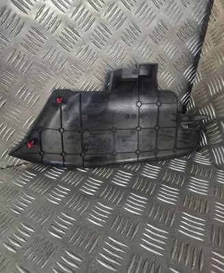 Toyota C-HR I Other center console (tunnel) element 58816F4010