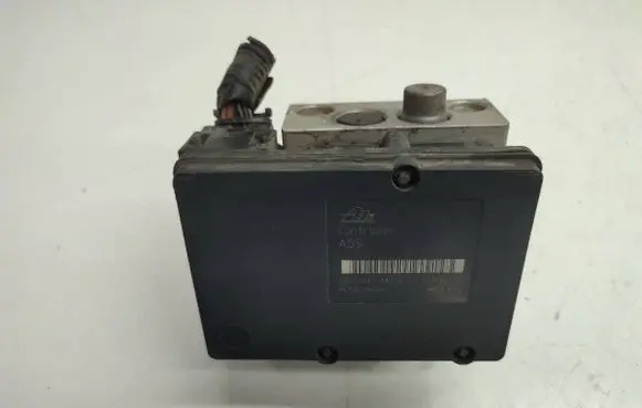 Nissan Navara D40 ABS Pump 47660EB33A