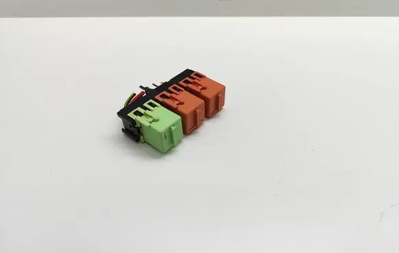 BMW 5 E60 E61 Other relay 8373700 61368373700