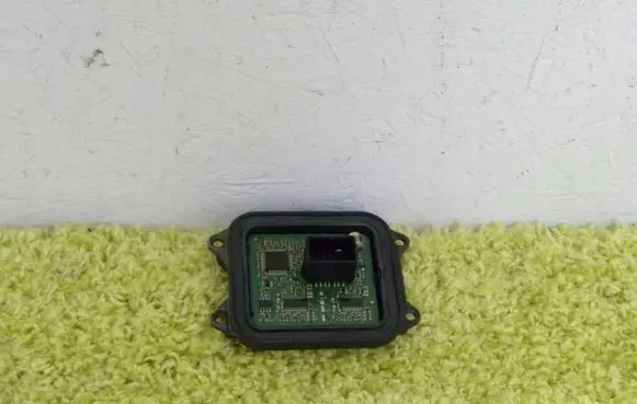 BMW Z4 E89 Headlight ballast module Xenon 7189311