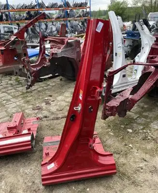 Suzuki Swift III Pillar (middle) PK13988