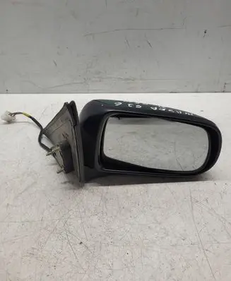 Mazda 626 Front door electric wing mirror E13010142