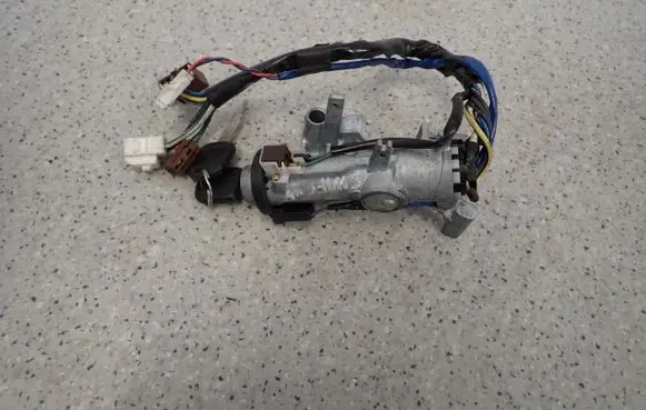 Suzuki Swift Cultus Ignition lock 