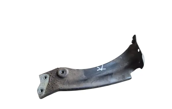 Skoda Superb B8 (3V) Fender mounting bracket 3V0821141
