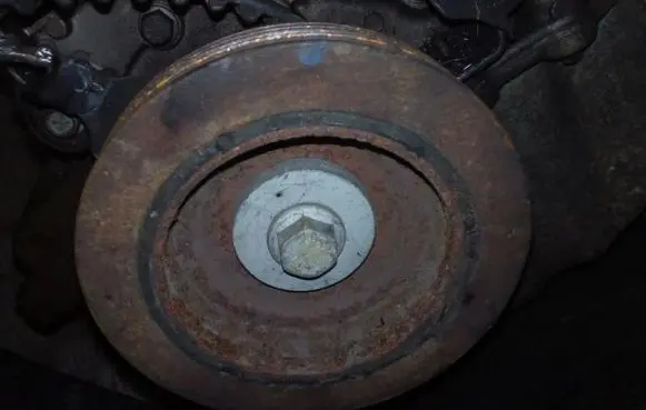 Renault Megane I Crankshaft pulley