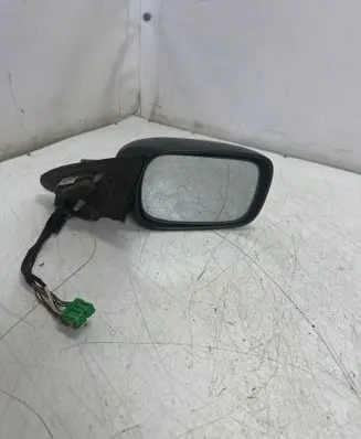 Volvo XC70 Front door electric wing mirror E11015601