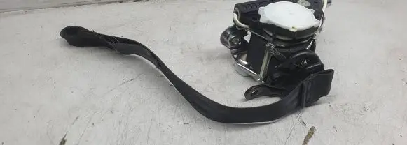 Volkswagen Eos Front seatbelt 1Q2857705B 34070989 889997