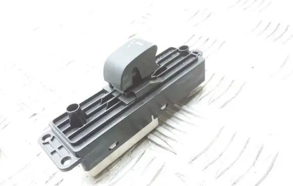 Mazda 6 Electric window control switch GDK466370A