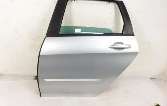 Peugeot 308 Rear door 