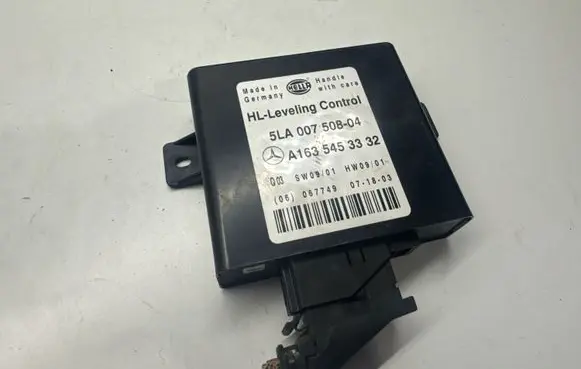 Mercedes-Benz ML W163 Light module LCM A1635453332