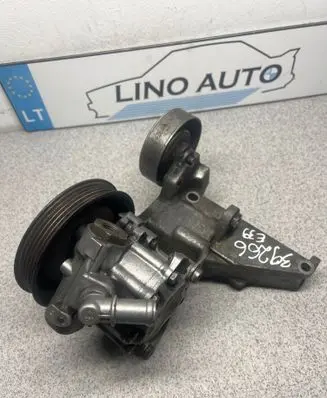 BMW 5 E39 Power steering pump 11162245747 2246719