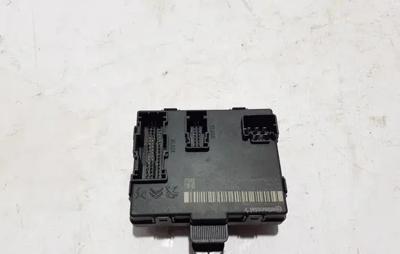 Peugeot 308 Door control unit/module 9851021280