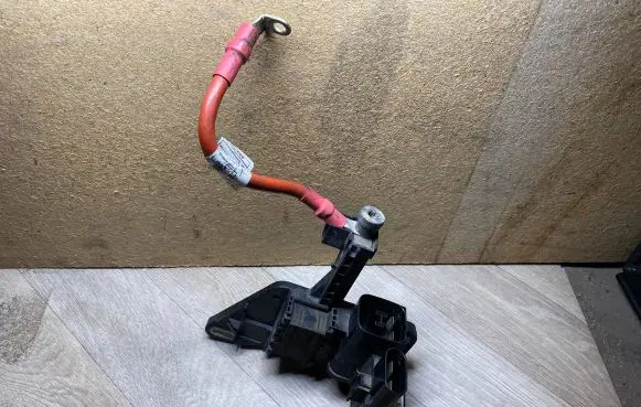 BMW 3 F30 F35 F31 Current control relay 9225016 922501604 4609006