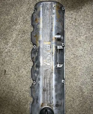 Rocker cam cover