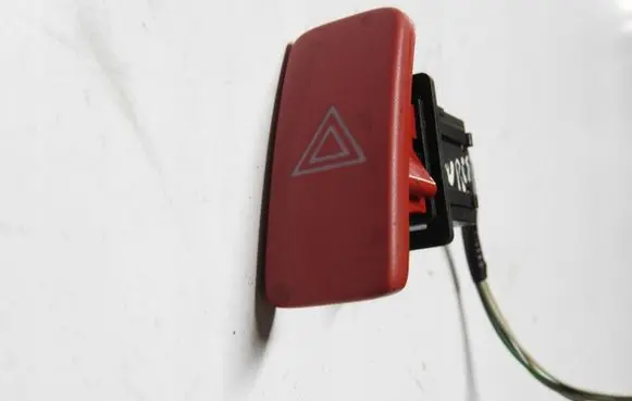 Toyota Auris 150 Tailgate/trunk/boot open switch 4353456fgf