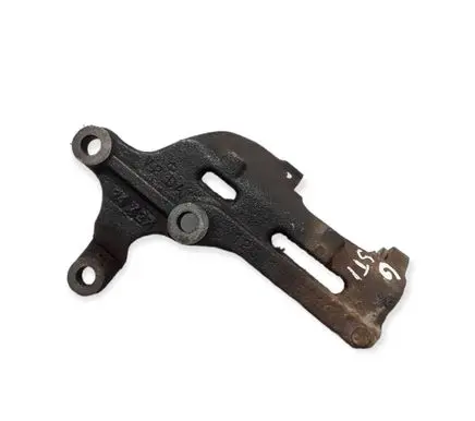 Toyota 4 Runner N120 N130 Generator/alternator bracket 1251165611