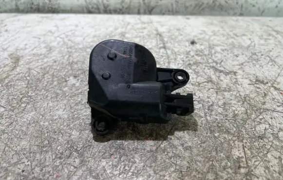 Chrysler Pacifica Air flap motor/actuator 04885465AAC 170709 58024E