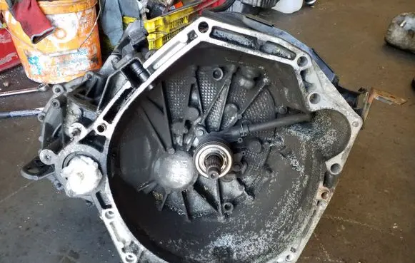 Renault Laguna III Manual 5 speed gearbox