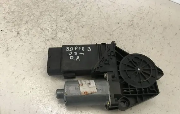 Skoda Superb B5 (3U) Front door window regulator motor 1C2959802