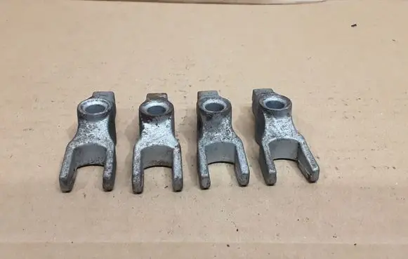 Opel Zafira B Fuel Injector clamp holder