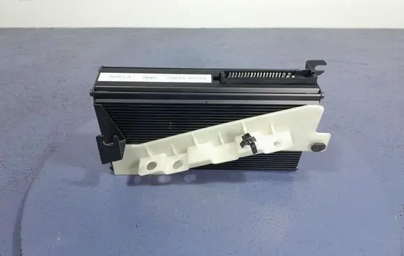 Saab 9-5 Sound amplifier 4713699