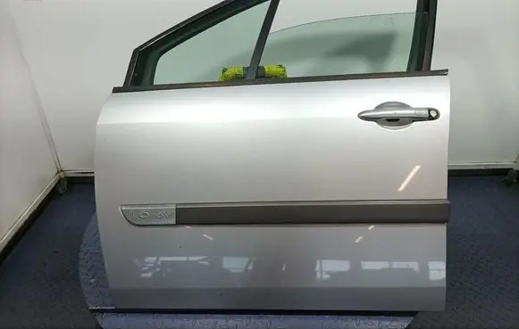 Renault Scenic II - Grand scenic II Front door