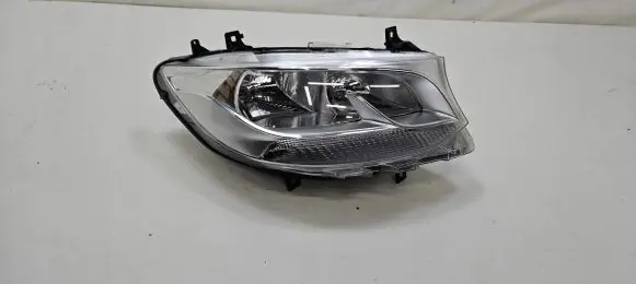 Mercedes-Benz Sprinter W907 W910 Headlight/headlamp A9109060100