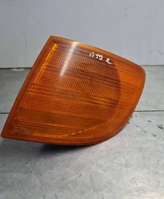 Mercedes-Benz Vito Viano W638 Front indicator light 6R01489