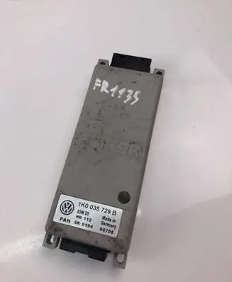 Volkswagen Touran I Other control units/modules 1K0035729B