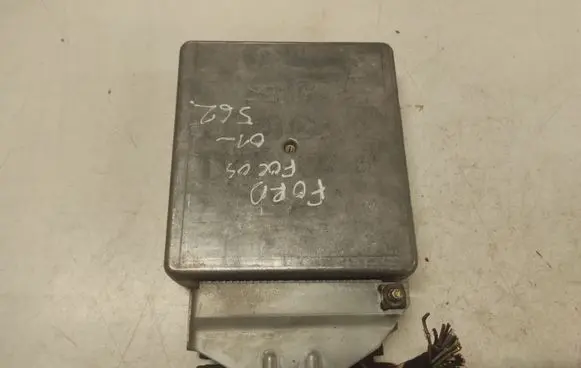 Ford Focus Engine control unit/module 98ABCXG PAWS003251